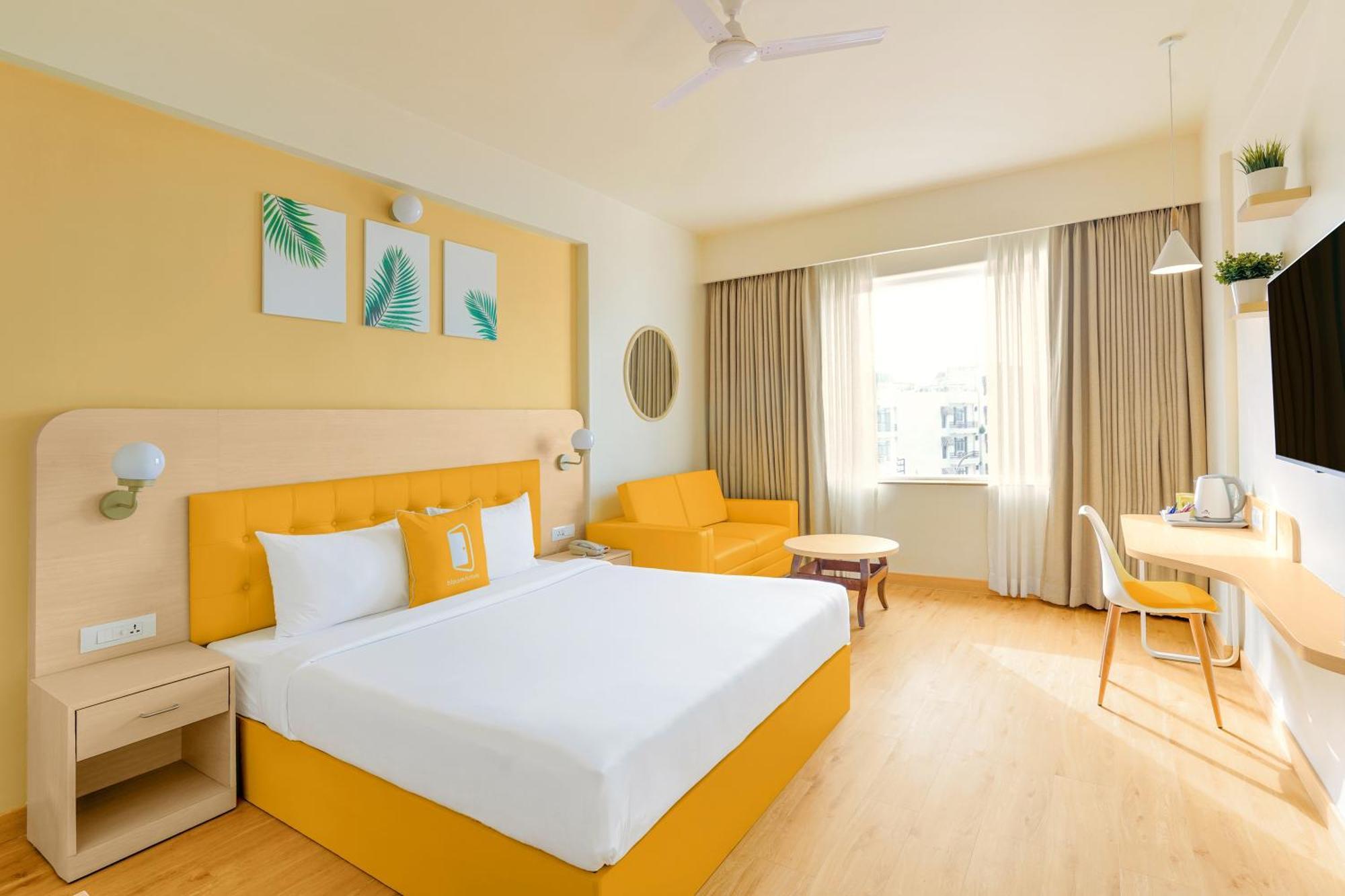 Bloom Hotel Katra Екстериор снимка